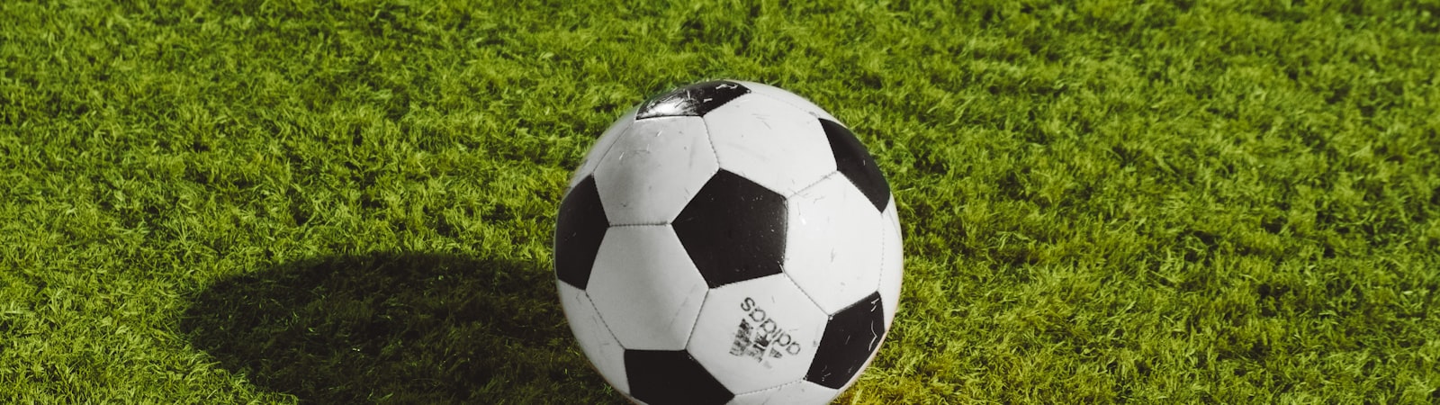 足球比赛精彩瞬间焦点图